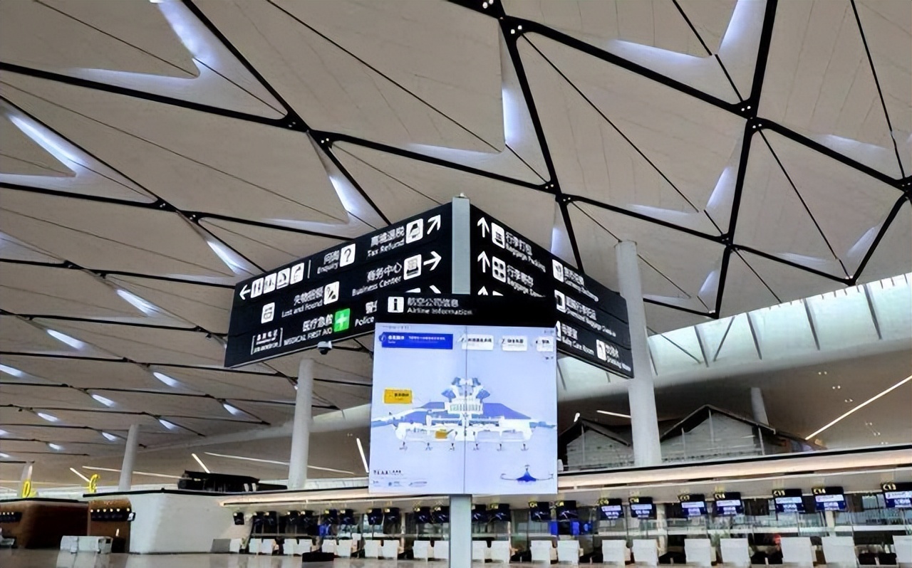 中国离市区最近的十大机场,中国两个机场需要离多远