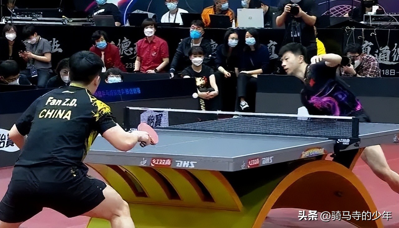 樊振东不可思议一球完整版,马龙让球樊振东