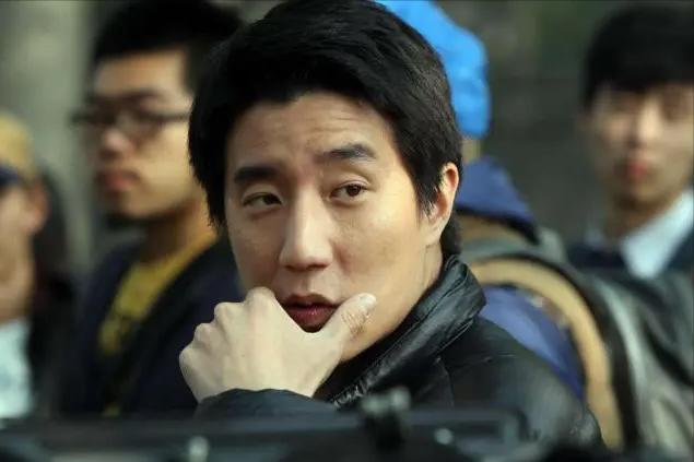 天涯八卦张默房祖名,房祖名张默能完全戒毒吗