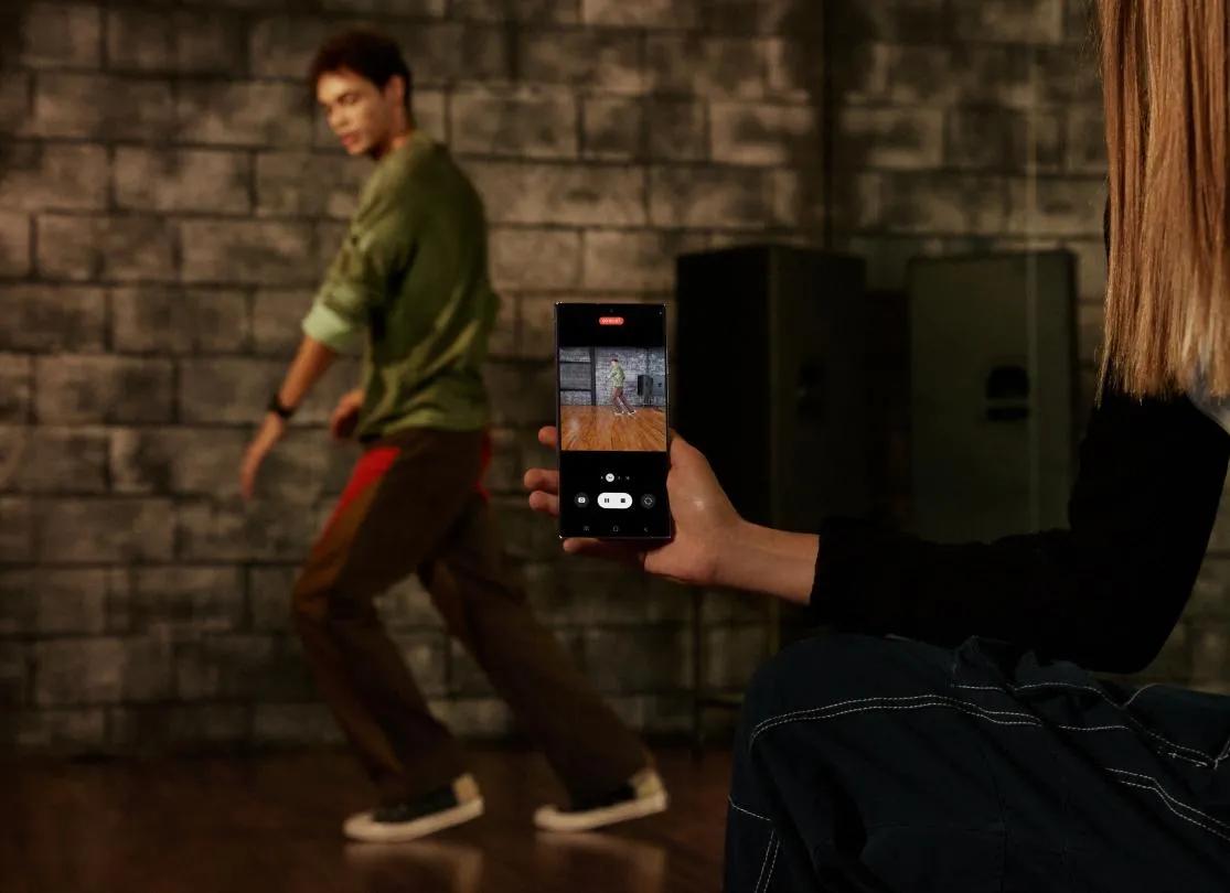 三星s23ultra拍照演示,三星galaxys23ultra下雨天拍照