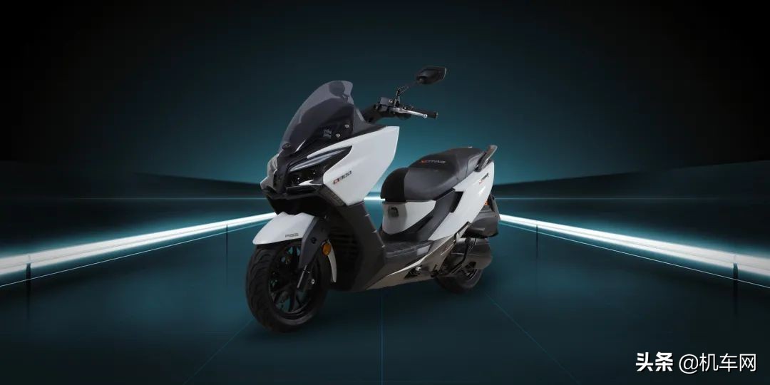 踏板300cc摩托车怎么选,350cc踏板怎么选