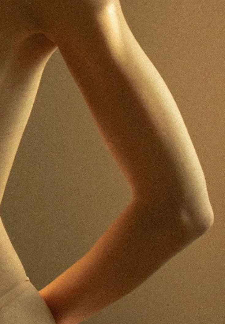 局部也性感：劳伦特的人体局部特写