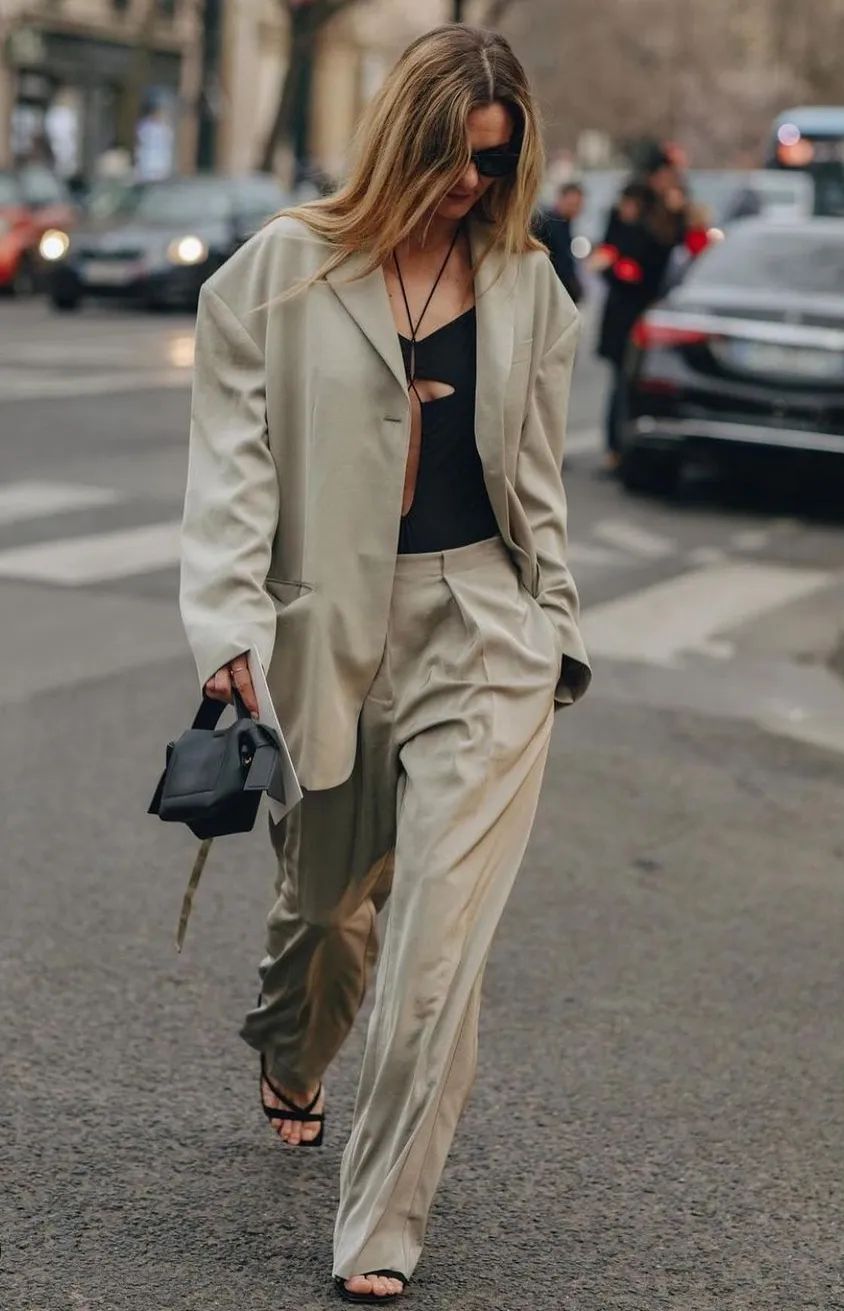 20款绝对令人惊艳的衣服,盘点那些颜值超高的衣服