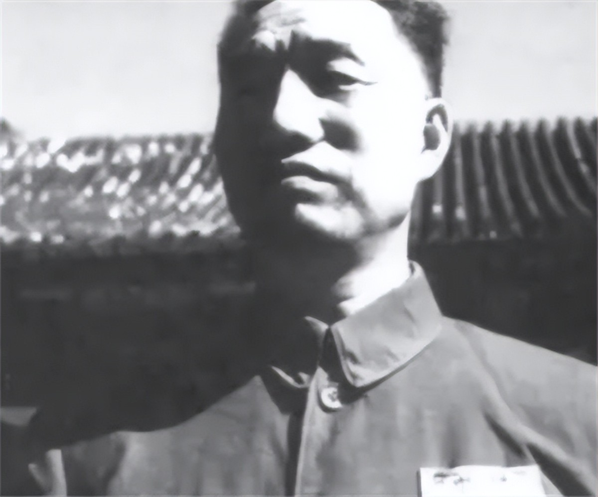 *向前徐**曾一直告诫自己的亲属们：路是自己走出来的