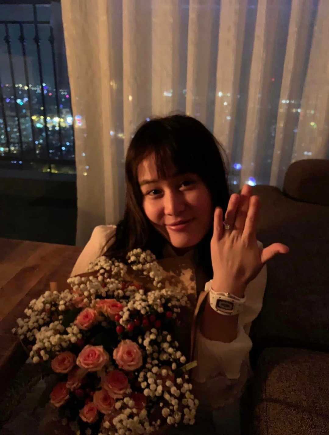 越南农村姑娘骗婚,27岁越南女子假扮富婆