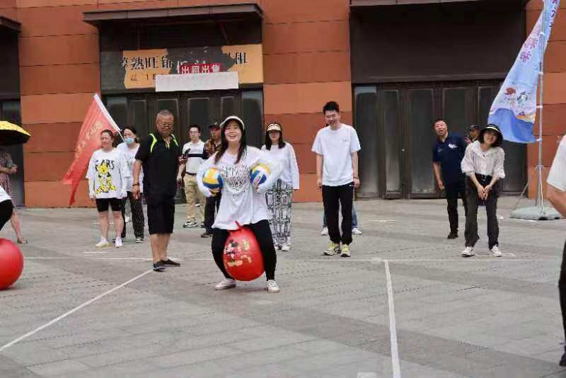 铁西区第四届全*运民**动会提振发展“精气神”