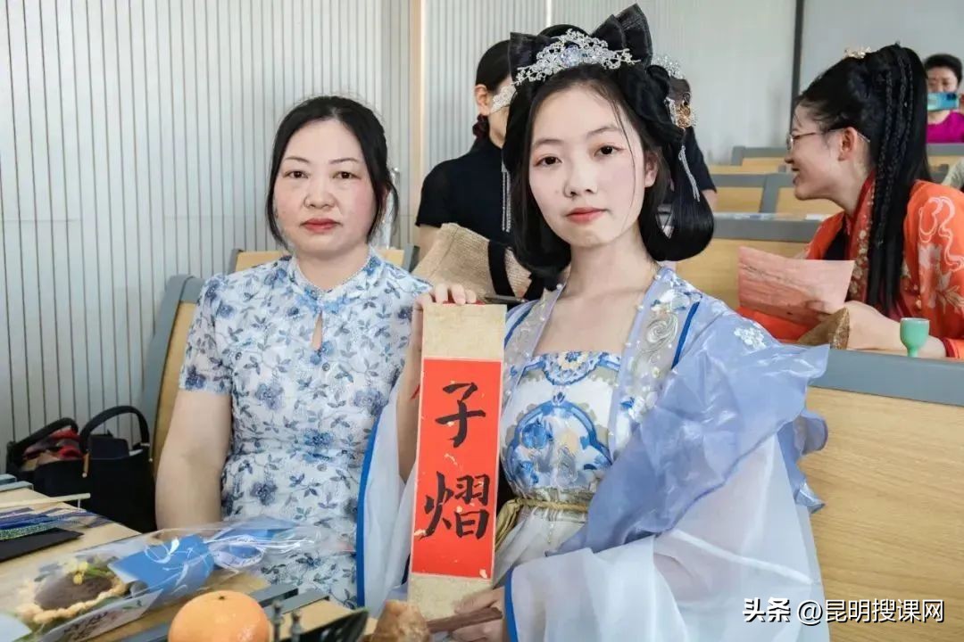 多彩生活缤纷寒假,多彩生活文化活动校园