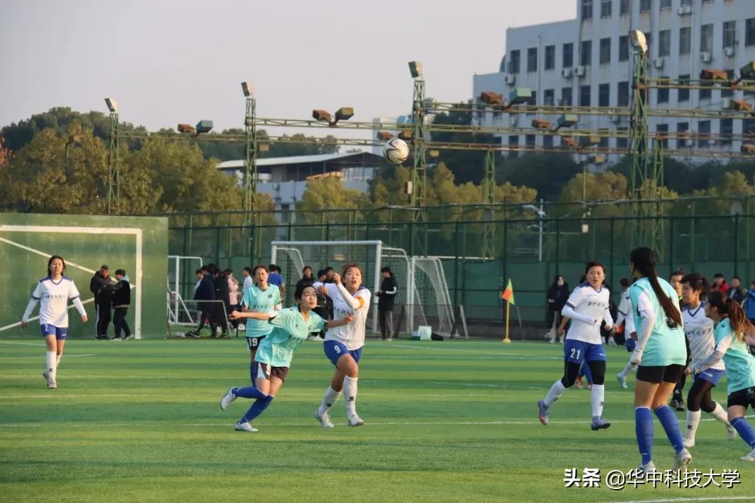 三连冠赛场完整视频,三连冠视频