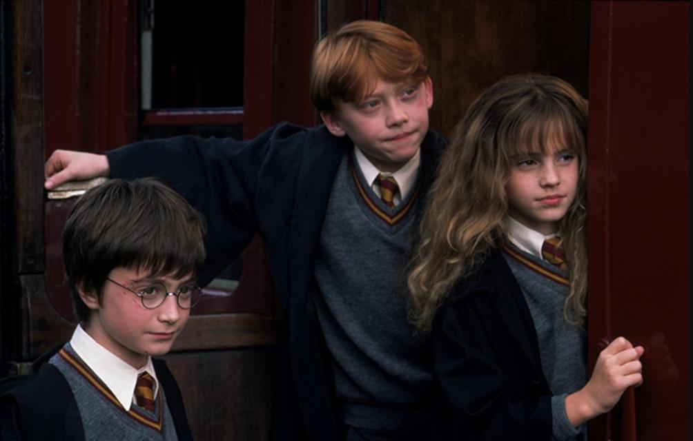 每周103.5美元到年入9500万，J.K罗琳的魔法世界与历史真实