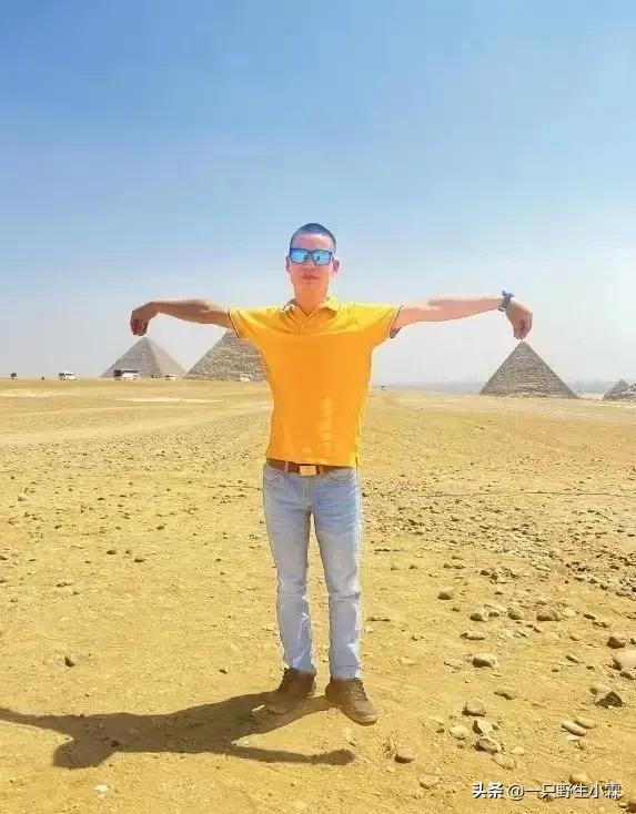 我放弃稳定工作，独闯非洲，为救邻居，深夜抡着菜刀赶跑5名劫匪