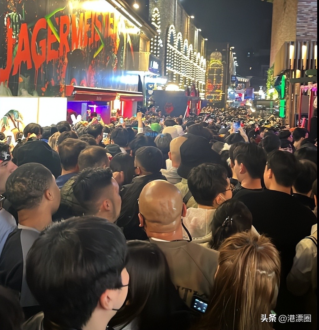 轰动全球的*踏事踩**故，彻底改变了香港