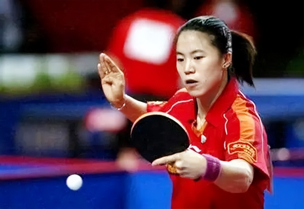 乒乓球教练王楠现在干什么,前国乒一姐王楠近况