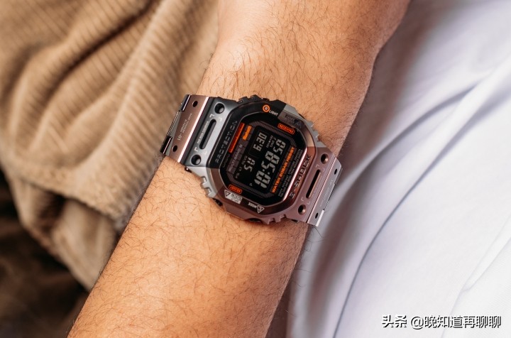 卡西欧蓝光腕表,卡西欧gmw5000手表重量是多少