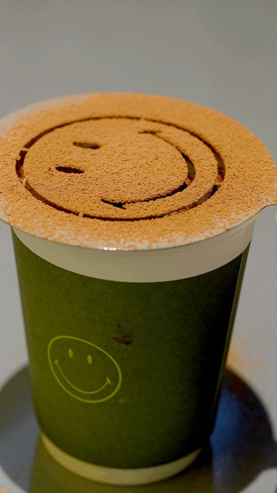 全球首家笑脸奶茶，来朝悦了