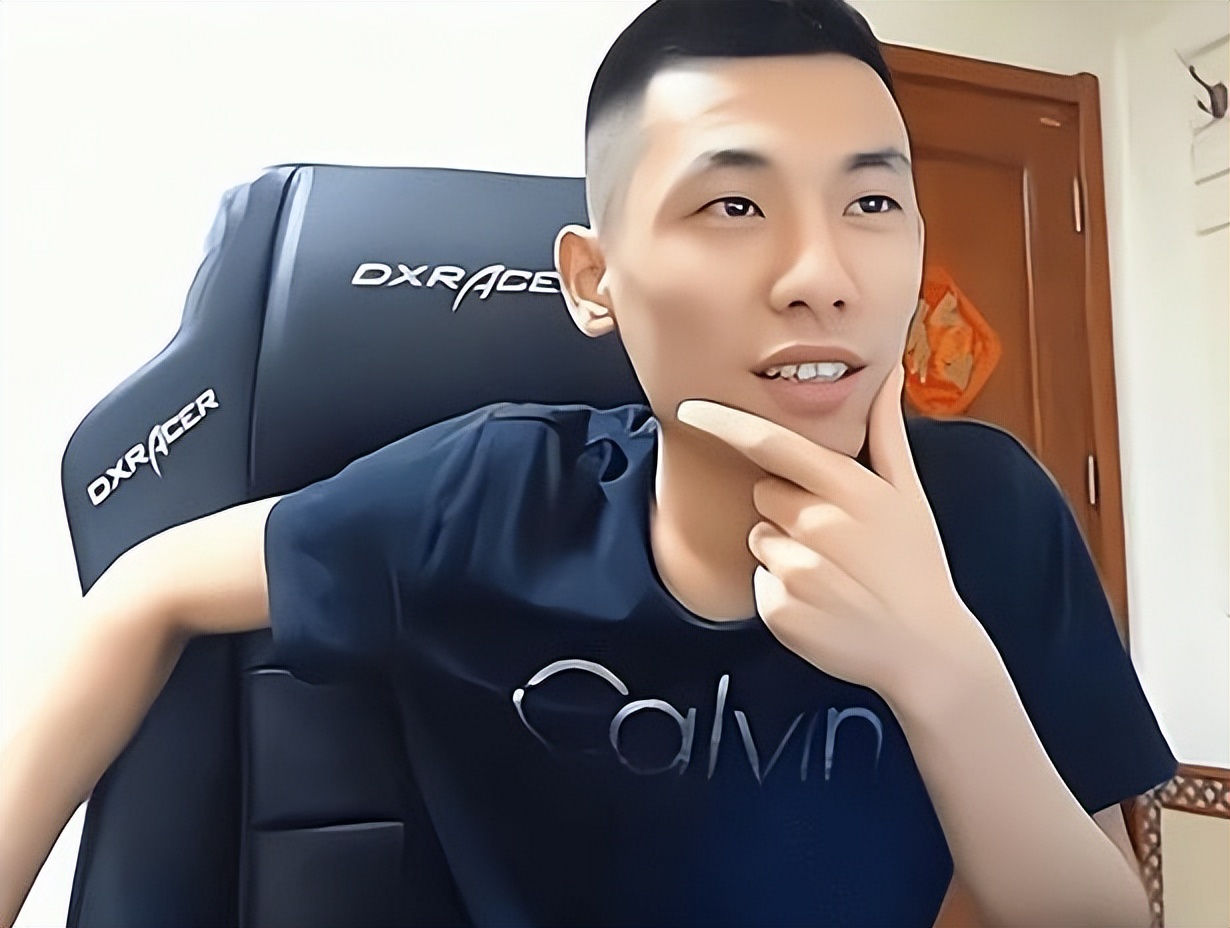 旭旭宝宝跳槽斗鱼第一场直播,旭旭宝宝跳槽在哪个平台直播