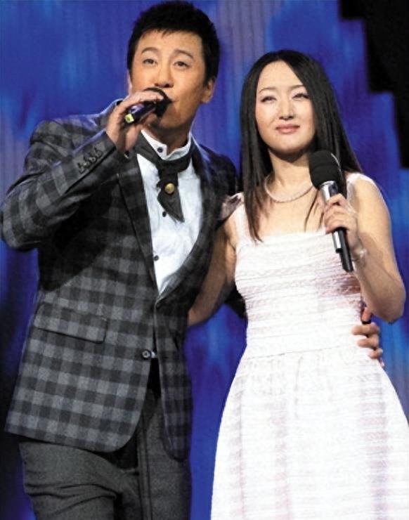 禁欲男娶娇妻，女神遭网暴退坛，自责不值