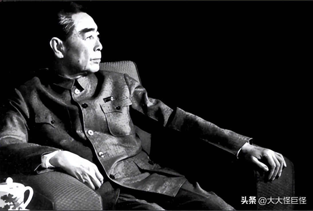 我国第一艘万吨巨轮，1963年首航日本就沉没，周总理：严查到底