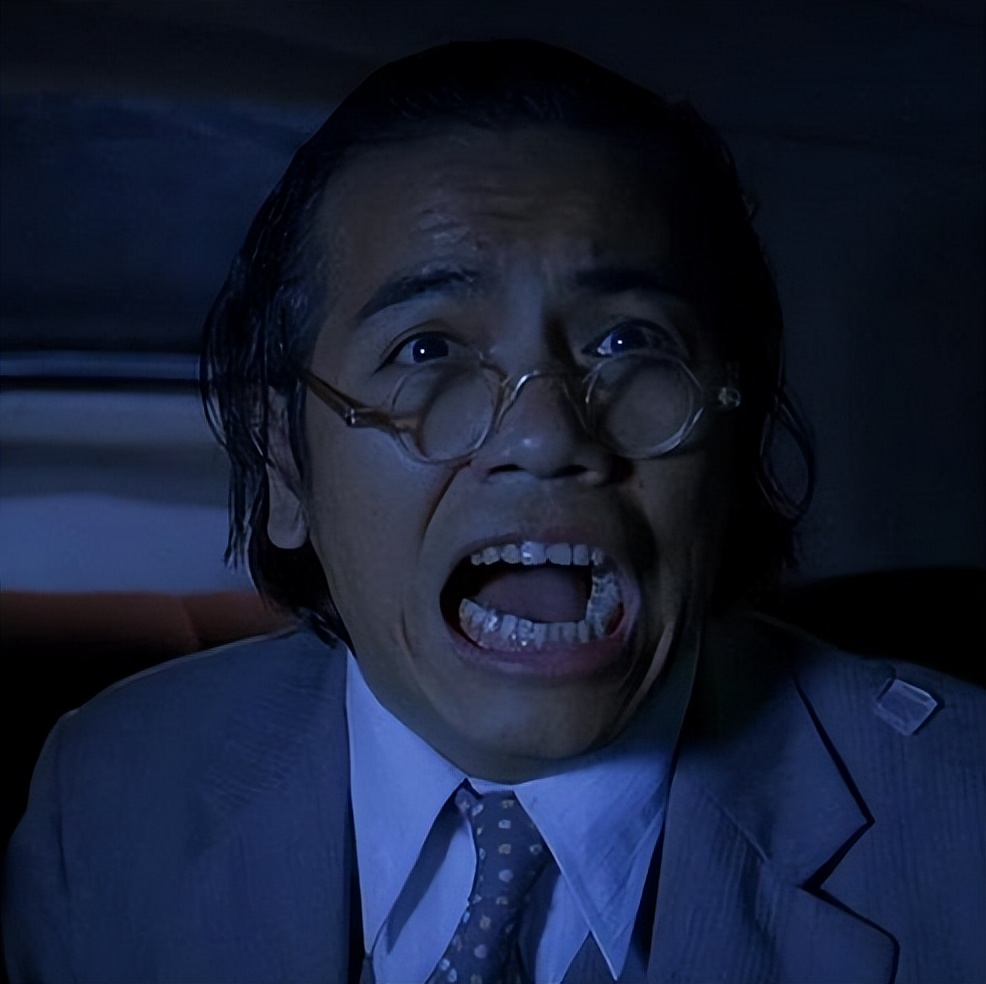 周星驰少林足球是哪一年的,沉寂3年的周星驰少林足球