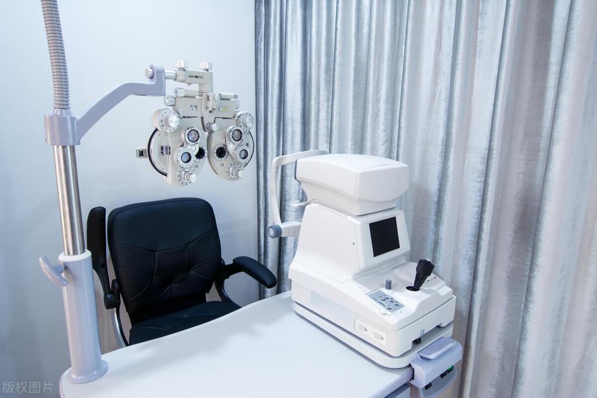 因为疫情影响生意倒闭,因为疫情被迫被裁员