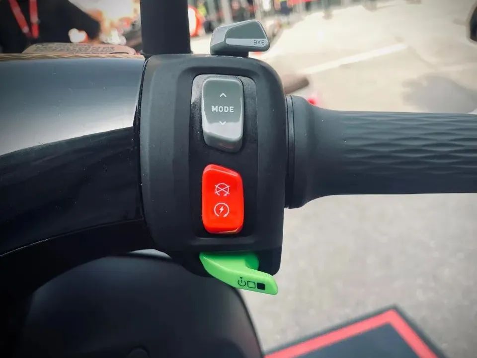 电摩e300p发布,九号电动摩托e300p