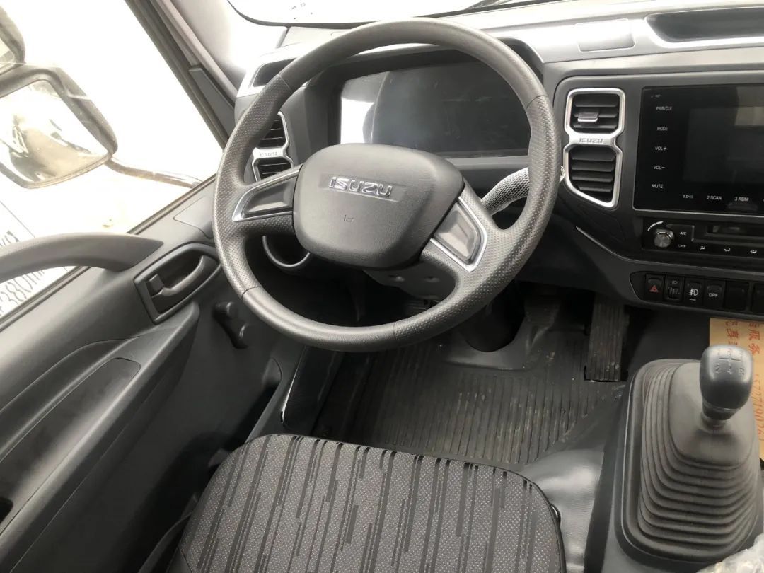 十堰龙信国际汽车城东风小康,十堰龙信国际汽车城二手车过户