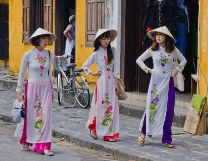 5涓笓闂ㄦ璐熶腑鍥芥父瀹㈢殑鍥藉,涓栫晫涓婃鎵撲腑鍥芥父瀹㈢殑鍥藉