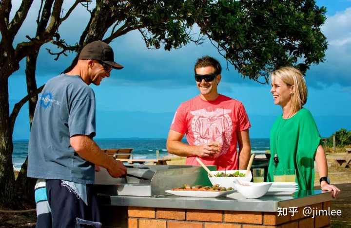 新西兰一个孤独与梦幻的国家,新西兰是一个什么样的地方