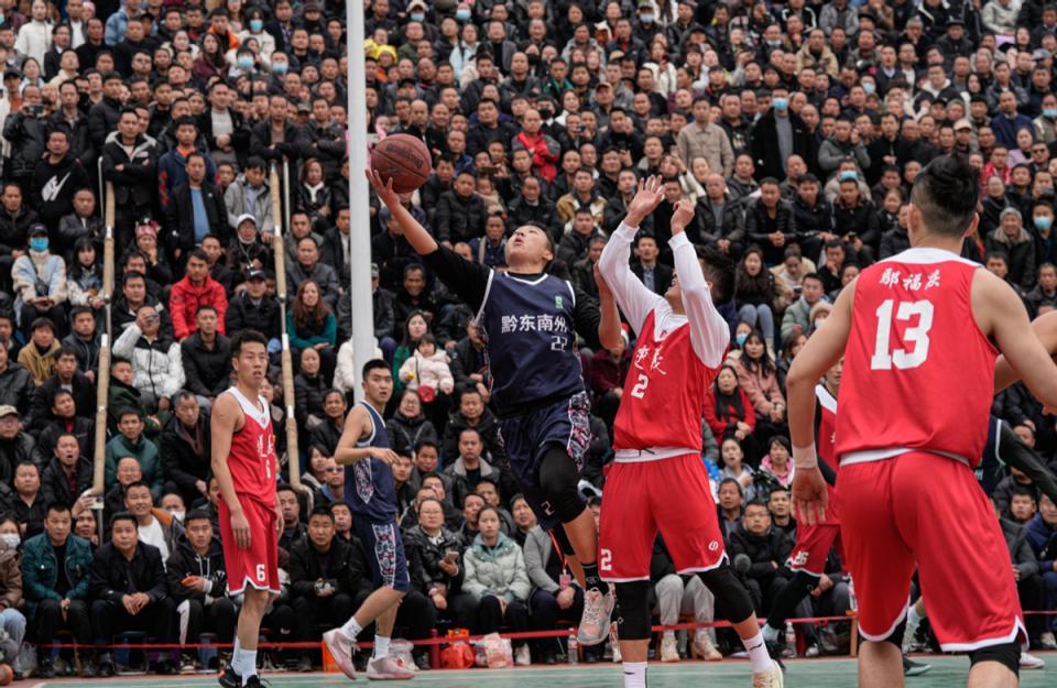 董路炮轰贵州村超,董路点评贵州村超引争议