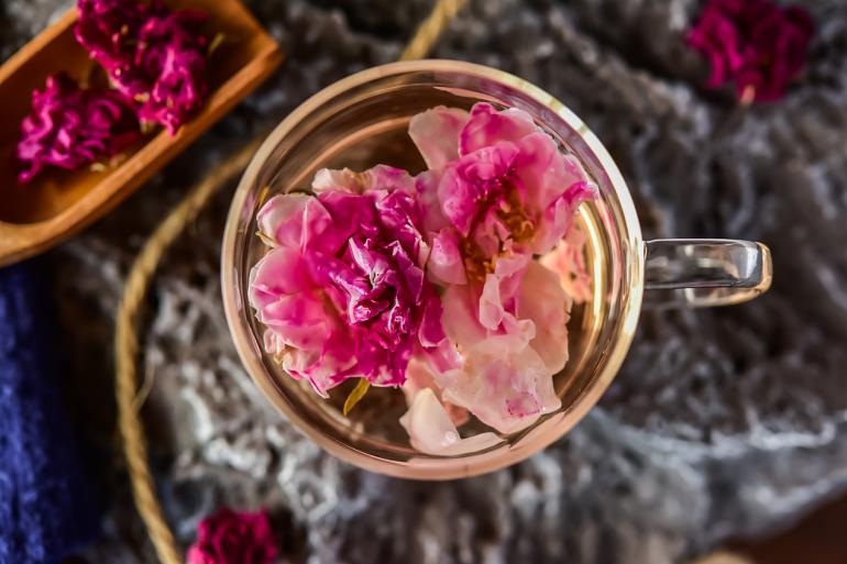 适合熬夜喝的养生茶,熬夜养心茶