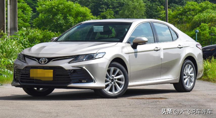 凯美瑞和思域哪个更值得购买,本田思域二年多保值率排行