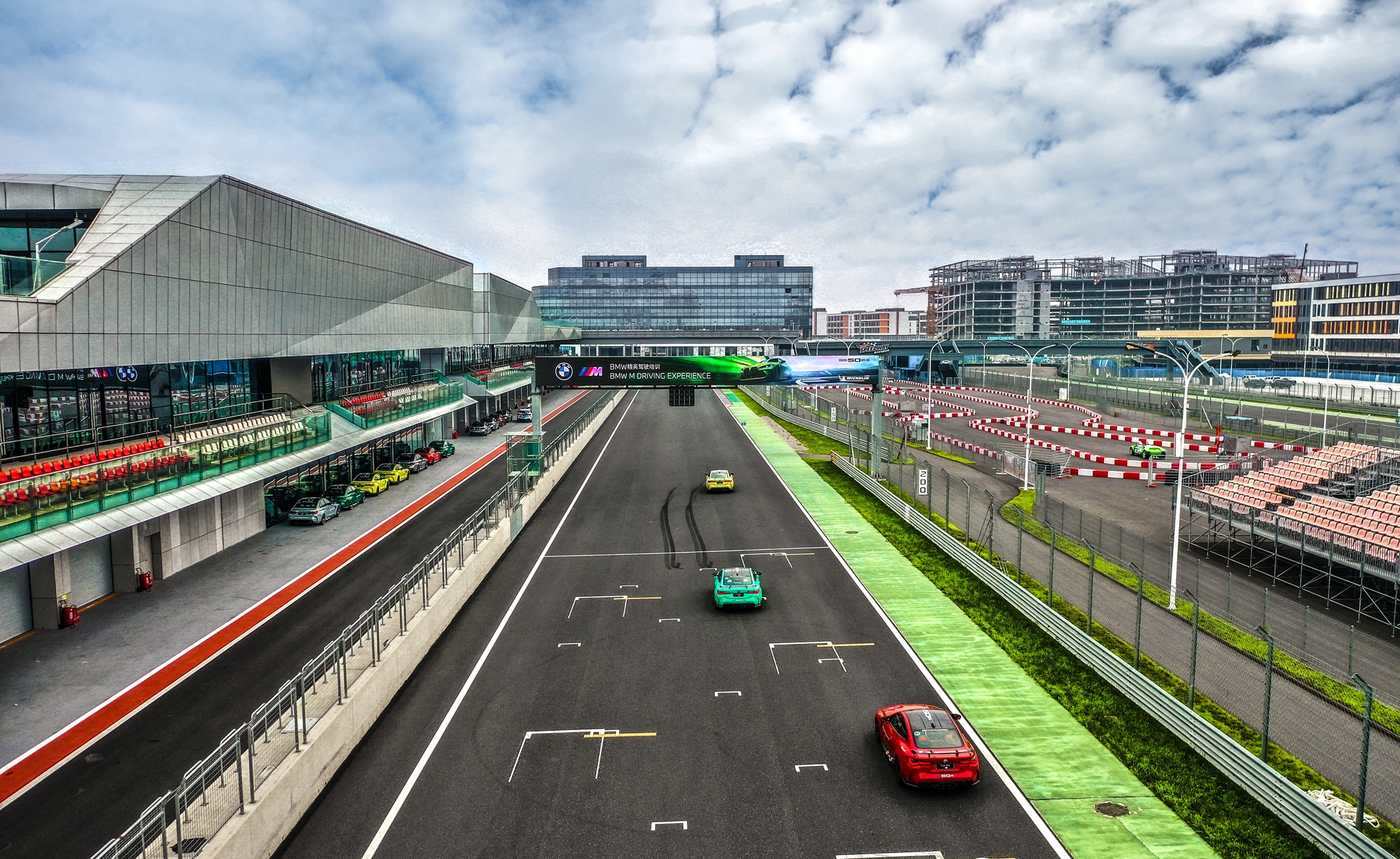 宝马50周年m标,宝马M系列50周年纪念