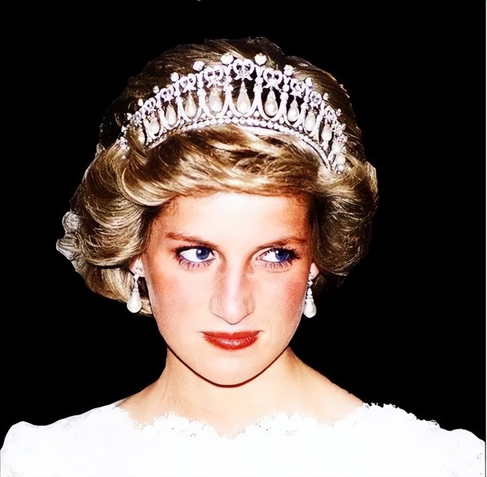 梅根被气走了,梅根卡米拉最新视频