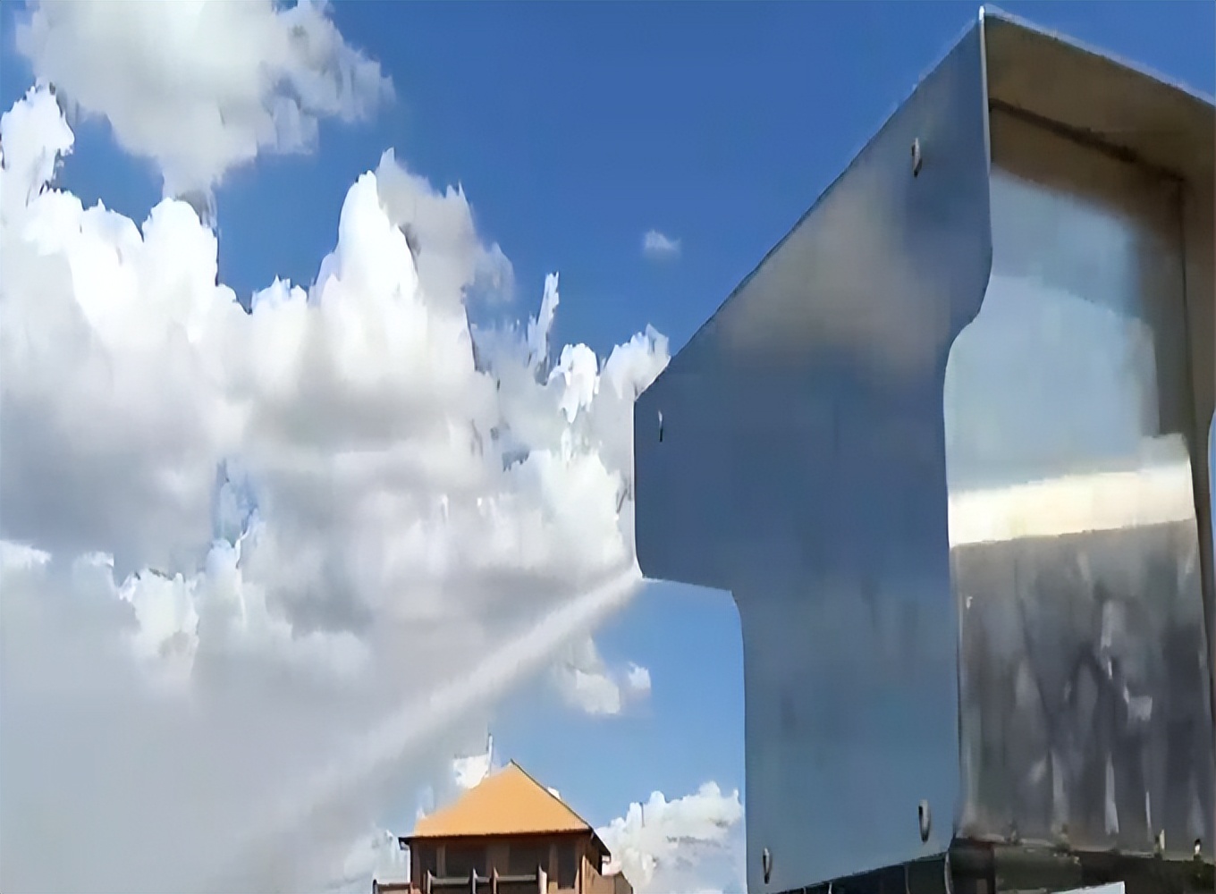 房顶喷雾降温设备,高压喷雾降尘降温