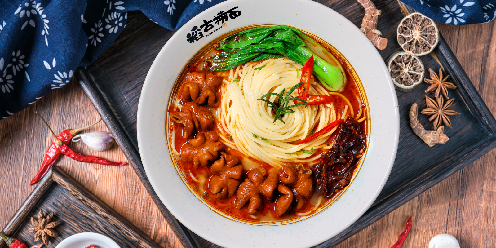 点燃激情创业成功案例,餐饮店的生意经营之道