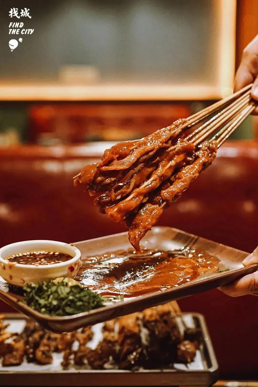 看完这些美食，我还是决定先守住绿码