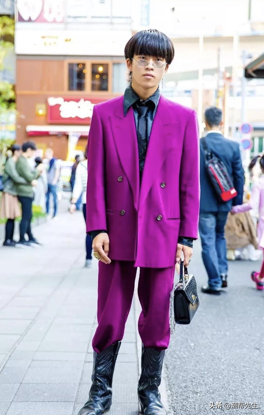 40岁中年男人夏天穿衣搭配,讲解中年男人夏天穿衣搭配