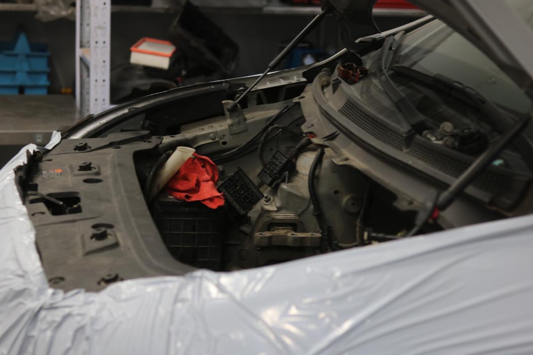 破烂的车变成新车,破烂的车子翻新