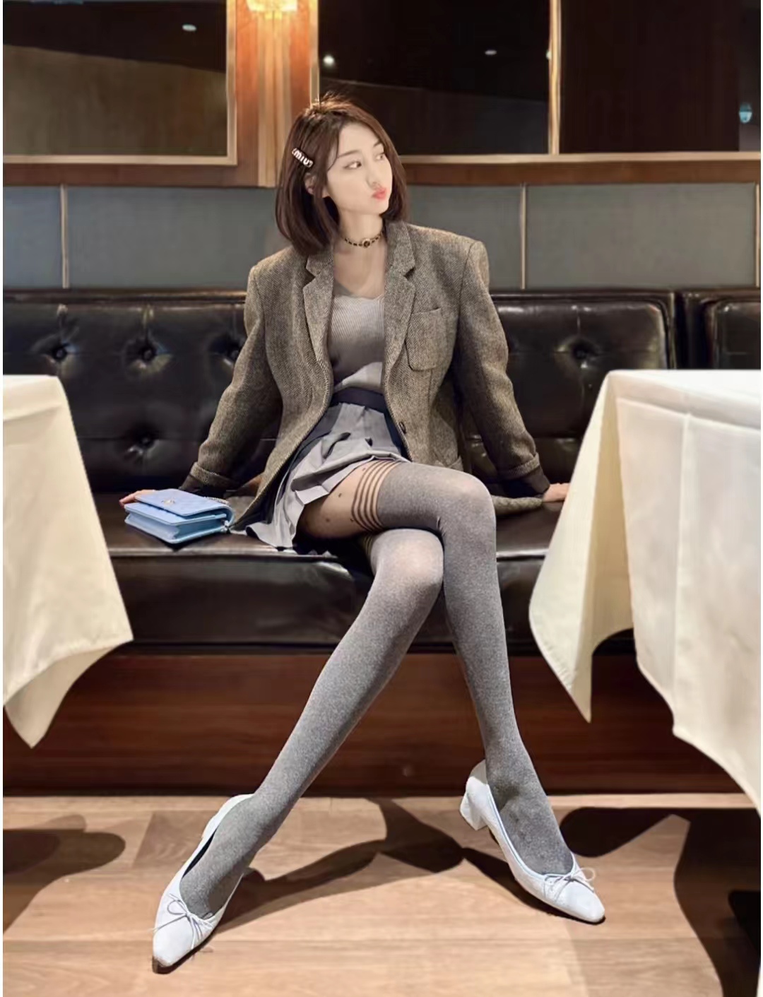 西装外套怎么搭配裙子好看气质,西装外套怎么搭配长裙子冬季