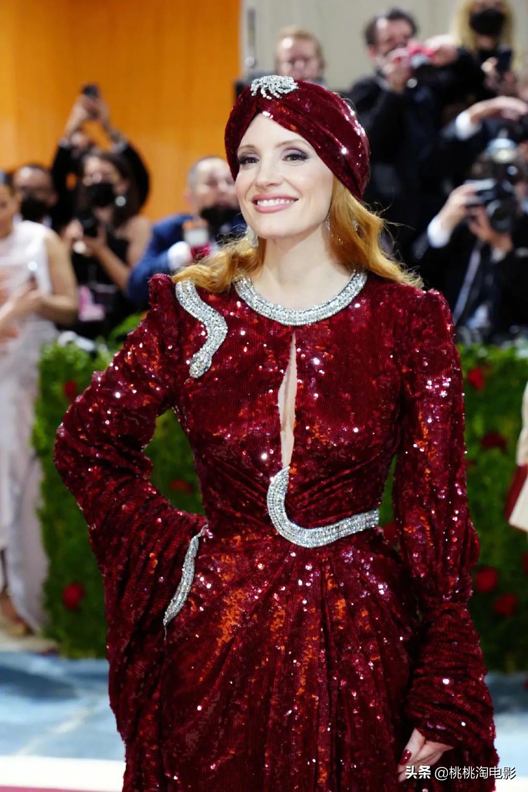 metgala群星红毯造型,2022metgala红毯完整版