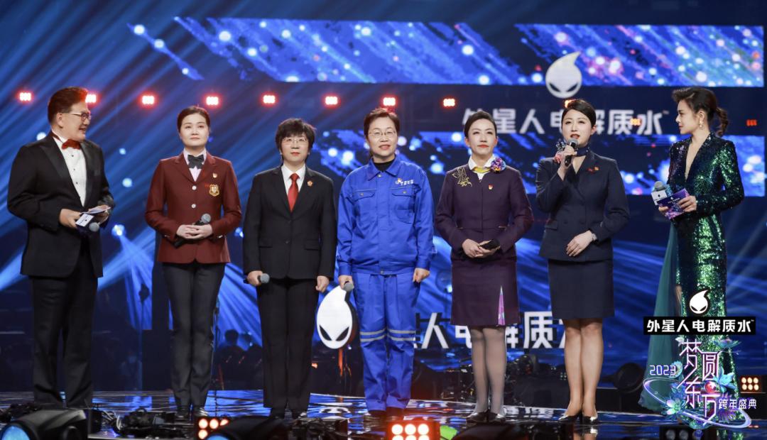 今年央视和湖南跨年哪个好,湖南卫视跨年晚会央视一套