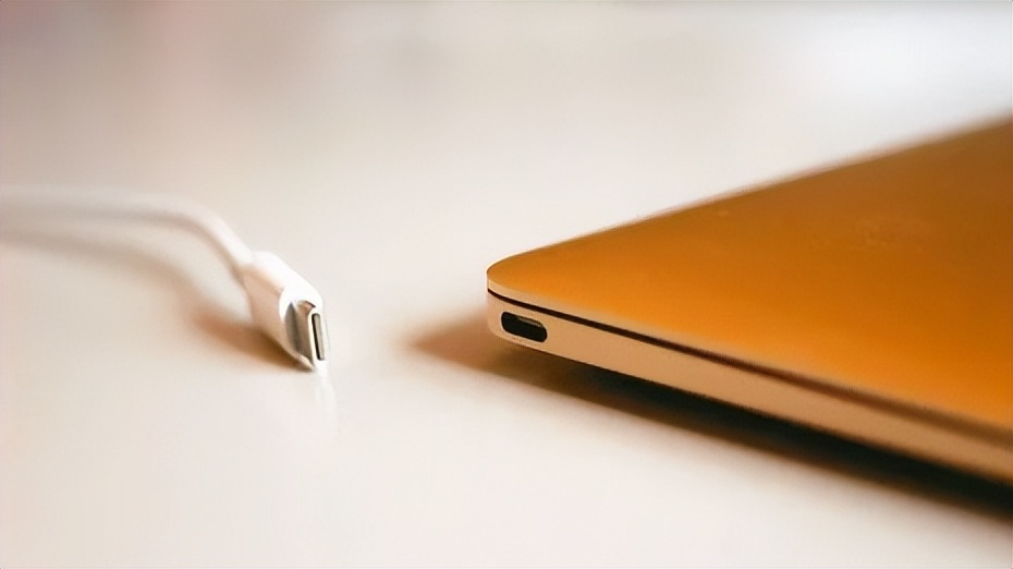 iPhone链复工落空;存储需求弱;张忠谋再炮轰美国半导体制造;