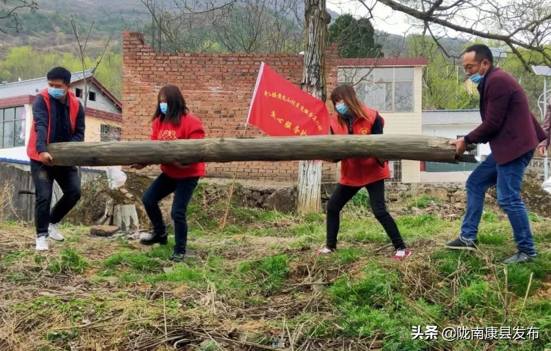 【新时代文明实践】代整撂荒地隔离不隔爱—康县平洛镇关爱服务再“升级”！