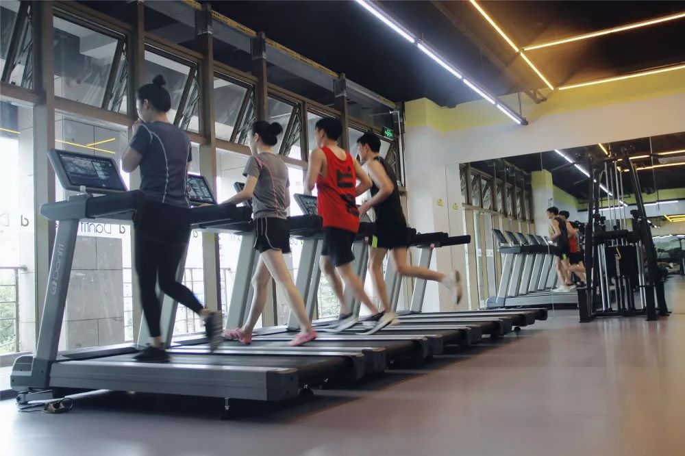 健身房的丑闻事件,健身房丑闻曝光