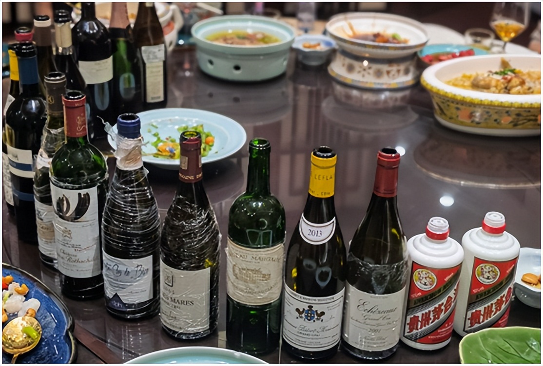 为什么红酒瓶是750ml的,为什么红酒都是白酒