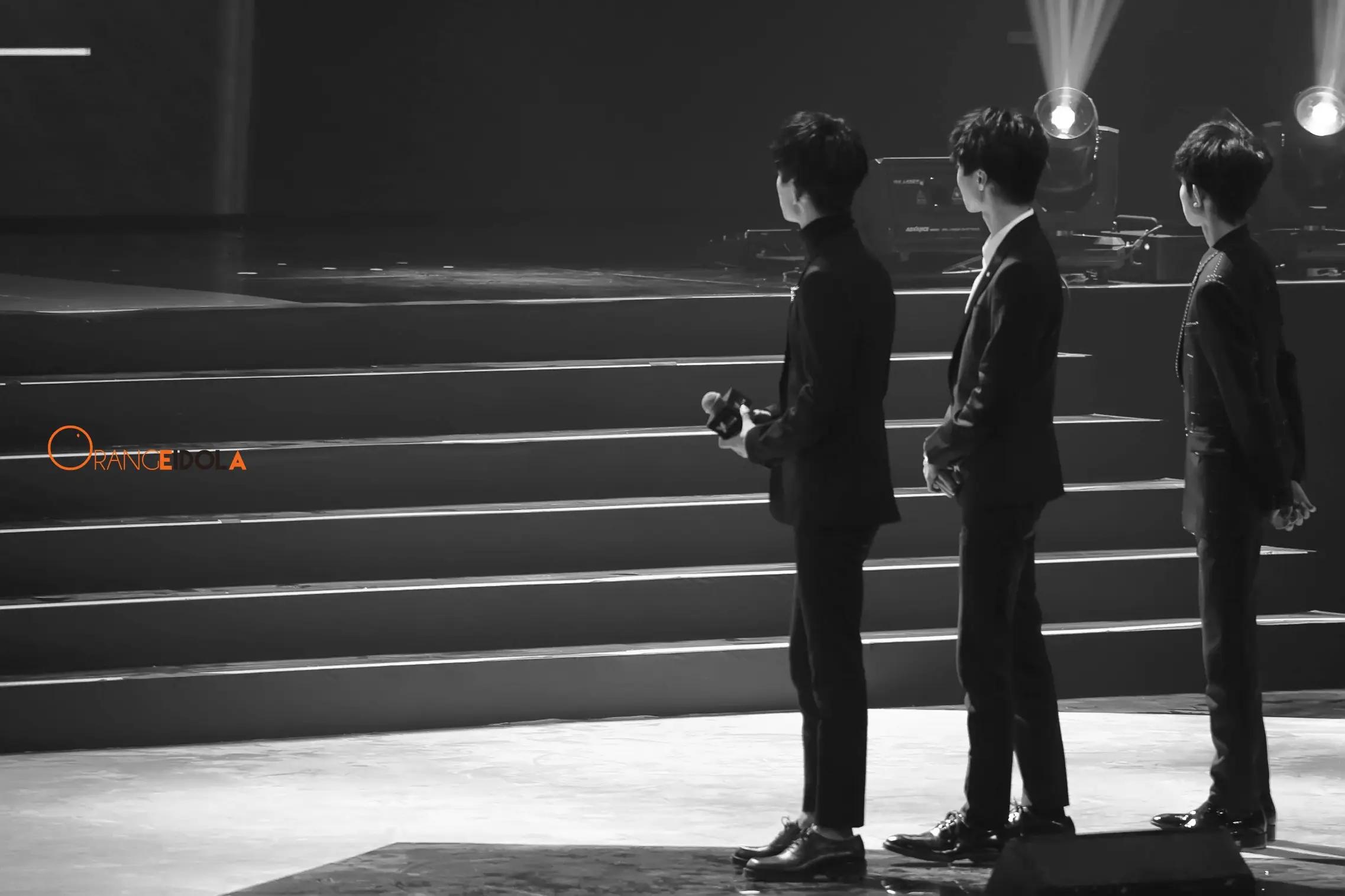 tfboys快本首秀九周年照片,tfboys快本首秀八周年完整版