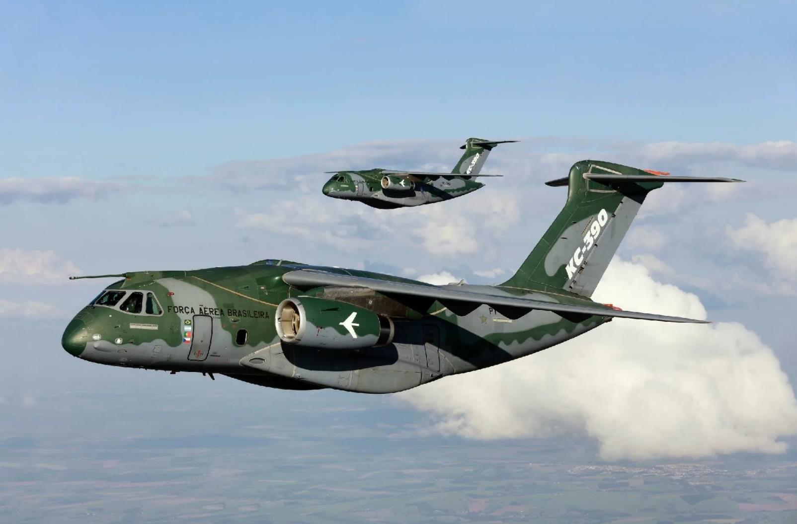 巴西390运输机试飞,巴西kc390军用运输机和运20比较