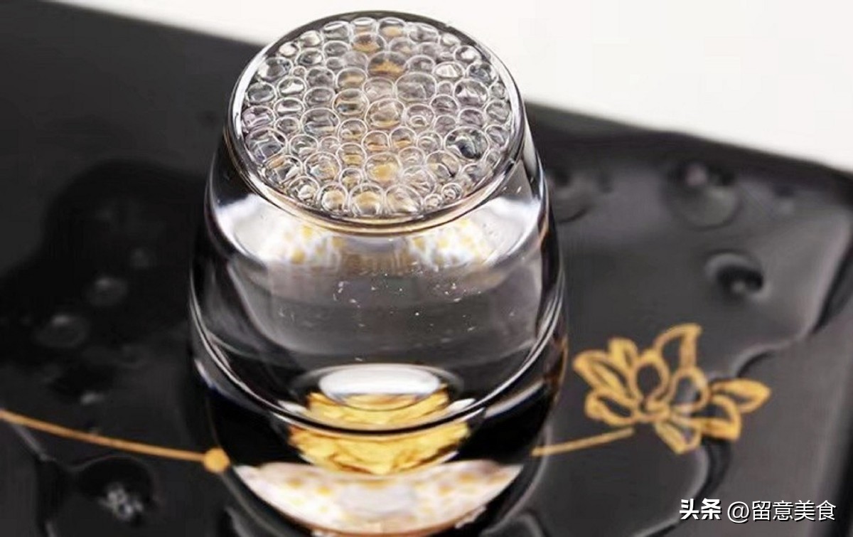 街上商店没生意,街边常年没生意的店