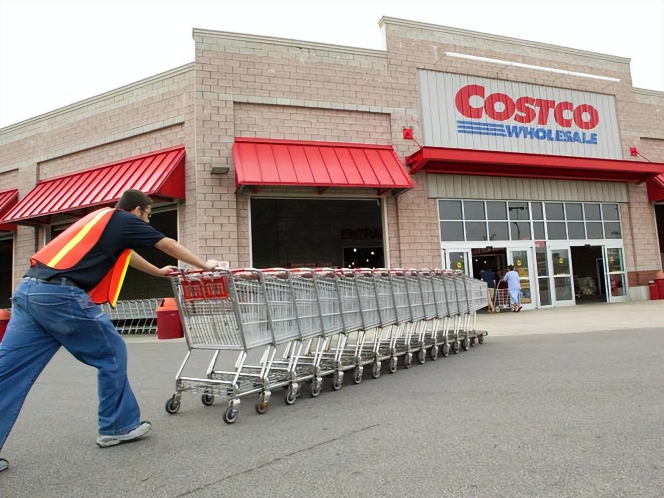 Costco、瑞幸咖啡、名创优品财报解读
