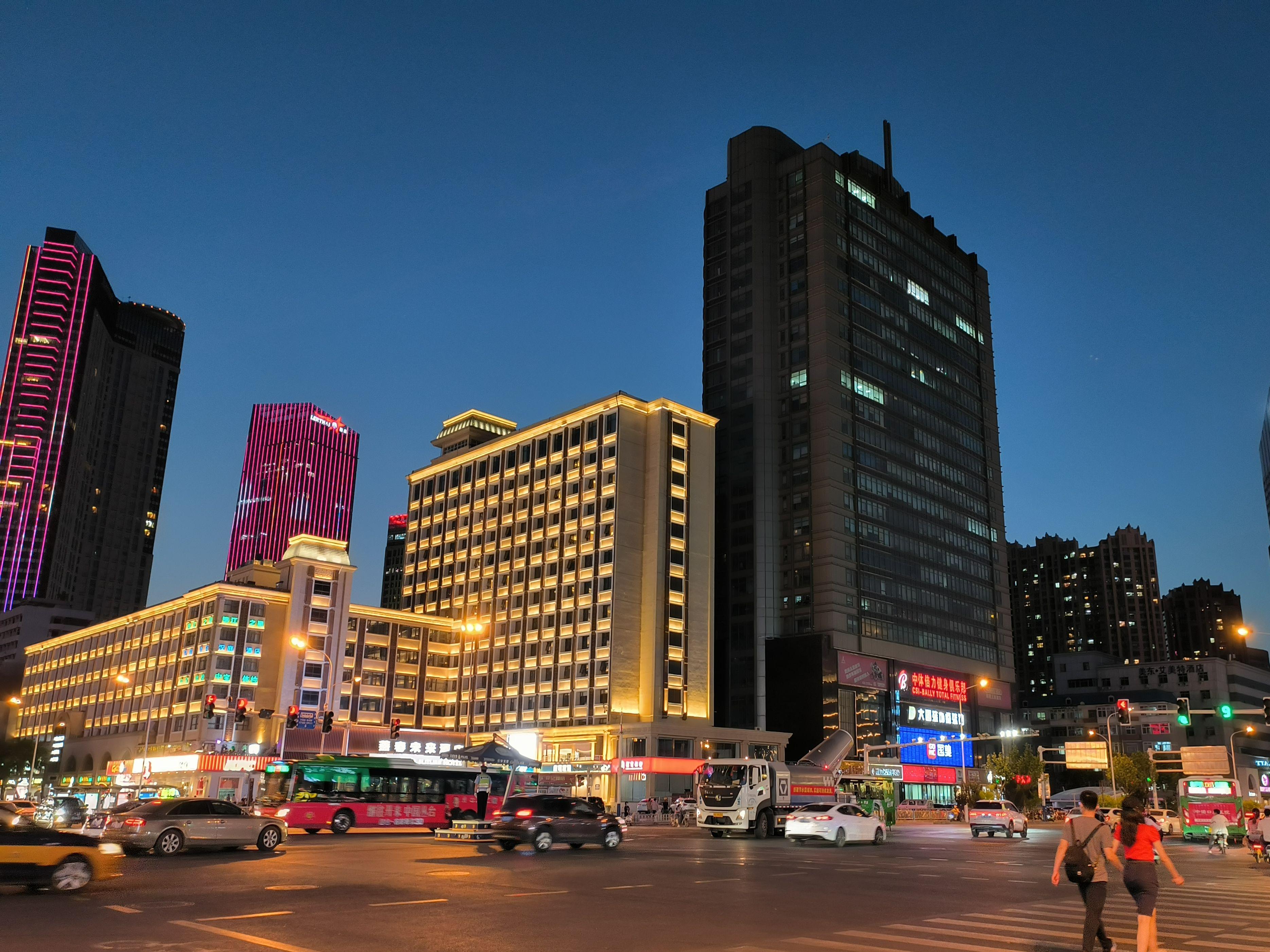 荣耀70imx800和小米k40s,荣耀70imx800配置