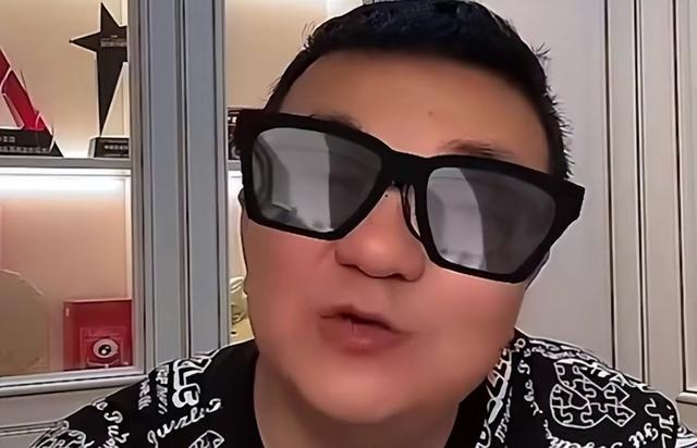 董路一针见血视频,董路说球无地自容